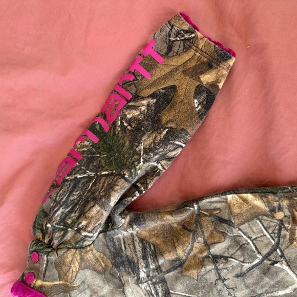 Carhartt Realtree Ruffle Pink Logo Long Sleeve Onesie 12M - Picture 3 of 3